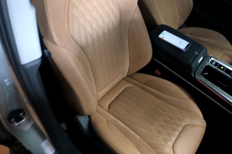 Used Hongqi HS5 2023 2.0T Four-Wheel Drive Flagship Pro Edition Right Front Seat