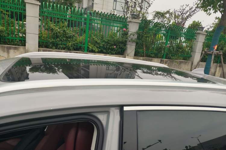 Used Hongqi HS5 2023 2.0T Qixiang Pro Edition Roof