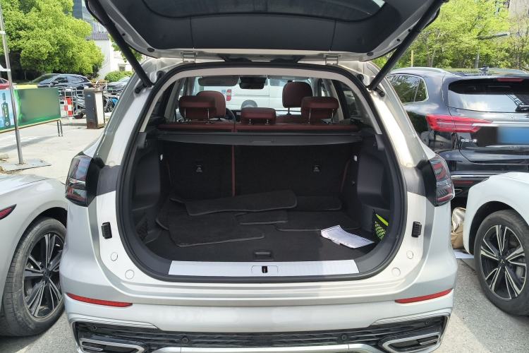 Used Hongqi HS5 2023 2.0T Qixiang Pro Edition Trunk