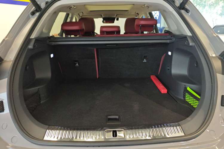 Used Hongqi HS5 2023 2.0T Qixiang Pro Edition Trunk
