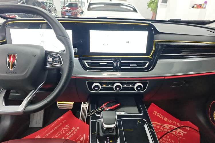 Used Hongqi HS5 2023 2.0T Four-Wheel Drive Flagship Pro Edition Audio And AC Panel