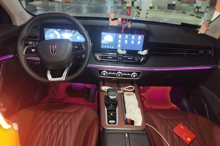 Used Hongqi HS5 2023 2.0T Qixiang Pro Edition Center Console