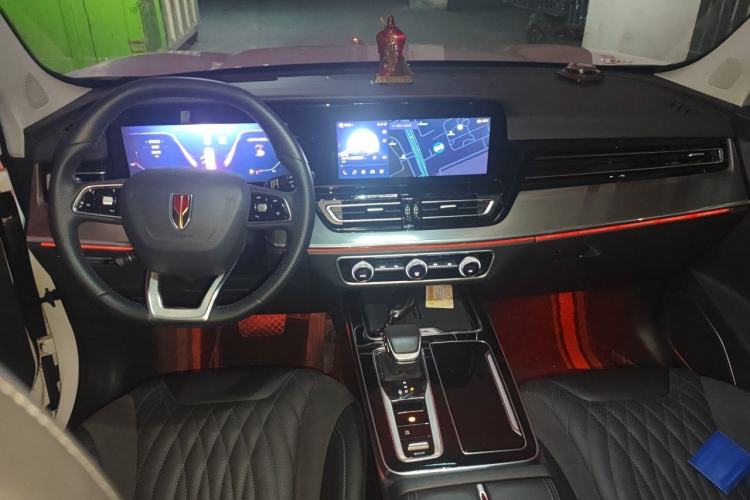 Used Hongqi HS5 2023 2.0T Qixiang Pro Edition Center Console