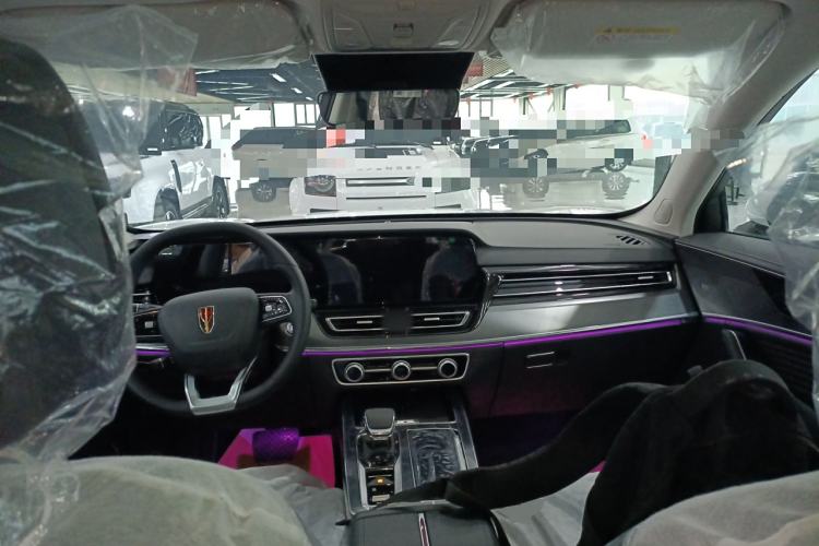 Used Hongqi HS5 2023 2.0T Qixiang Pro Edition Center Console