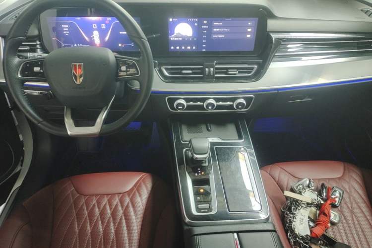 Used Hongqi HS5 2023 2.0T Four-Wheel Drive Flagship Pro Edition Center Console