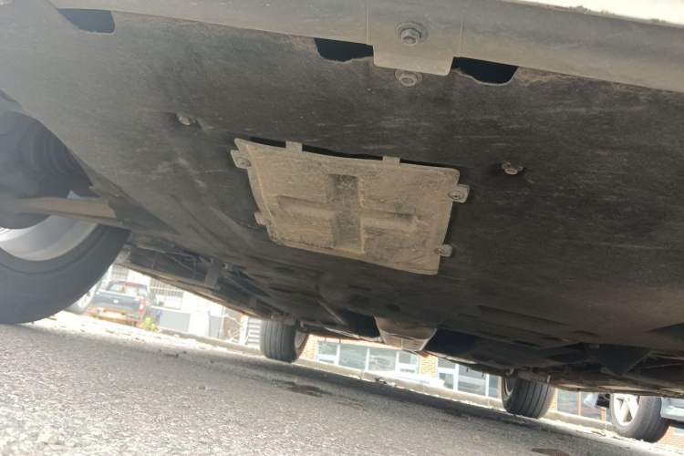 Used Hongqi HS5 2023 2.0T Qixiang Pro Edition Chassis Front
