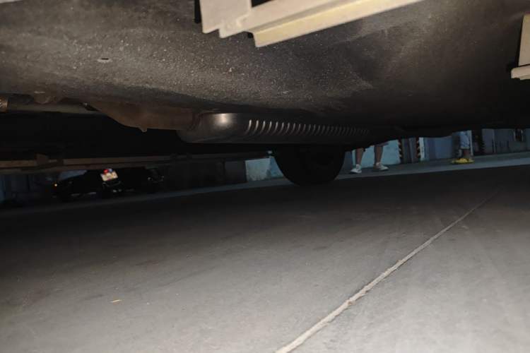 Used Hongqi HS5 2023 2.0T Qixiang Pro Edition Chassis Front Left