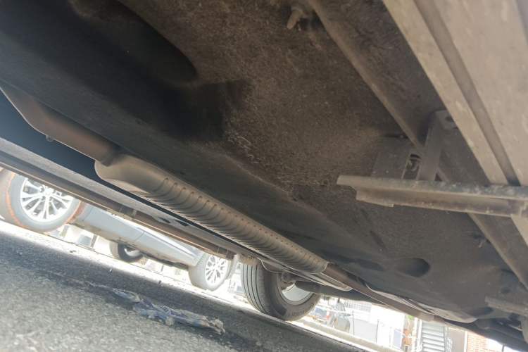 Used Hongqi HS5 2023 2.0T Qixiang Pro Edition Chassis Front Left