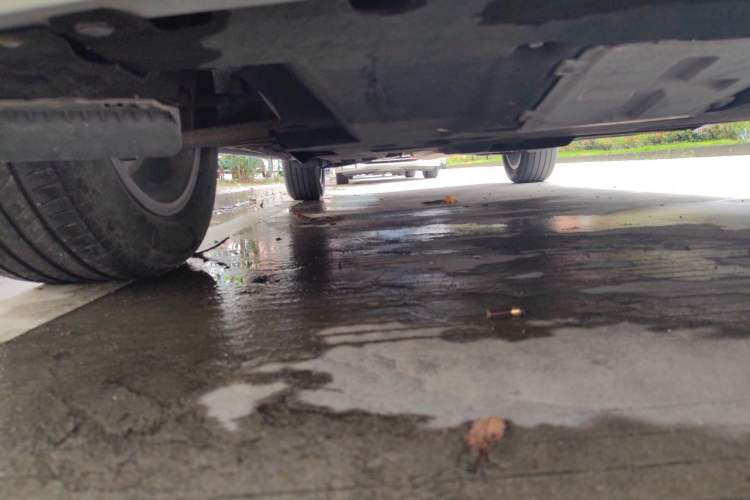 Used Hongqi HS5 2023 2.0T Qixiang Pro Edition Chassis Front Left