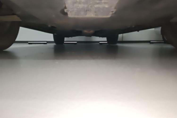 Used Hongqi HS5 2023 2.0T Qixiang Pro Edition Chassis Front