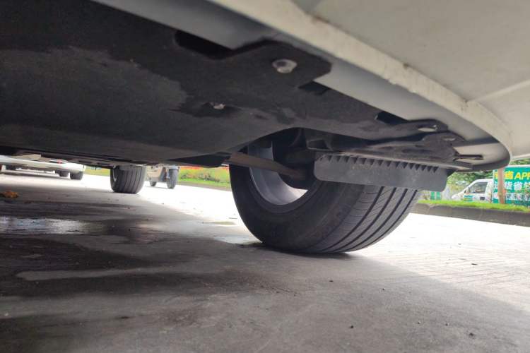 Used Hongqi HS5 2023 2.0T Qixiang Pro Edition Chassis Front Right