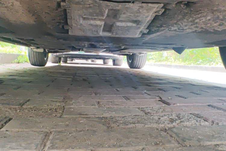 Used Hongqi HS5 2023 2.0T Qixiang Pro Edition Chassis Front
