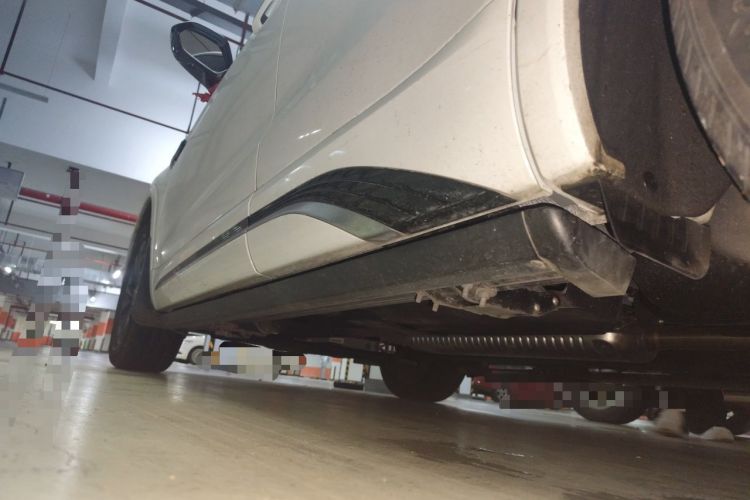 Used Hongqi HS5 2023 2.0T Qixiang Pro Edition Chassis Rear Left