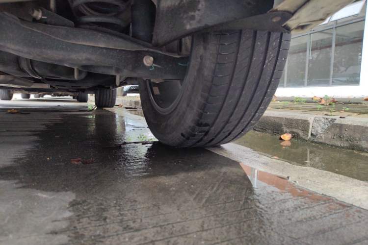 Used Hongqi HS5 2023 2.0T Qixiang Pro Edition Chassis Rear Right