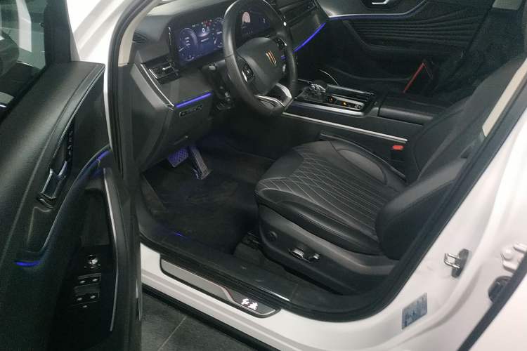 Used Hongqi HS5 2023 2.0T Qixiang Pro Edition Driver Seat