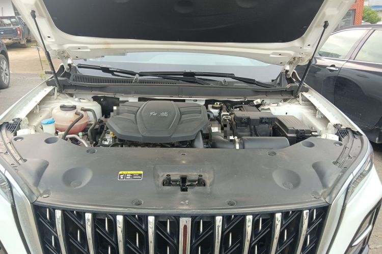 Used Hongqi HS5 2023 2.0T Qixiang Pro Edition Engine Bay