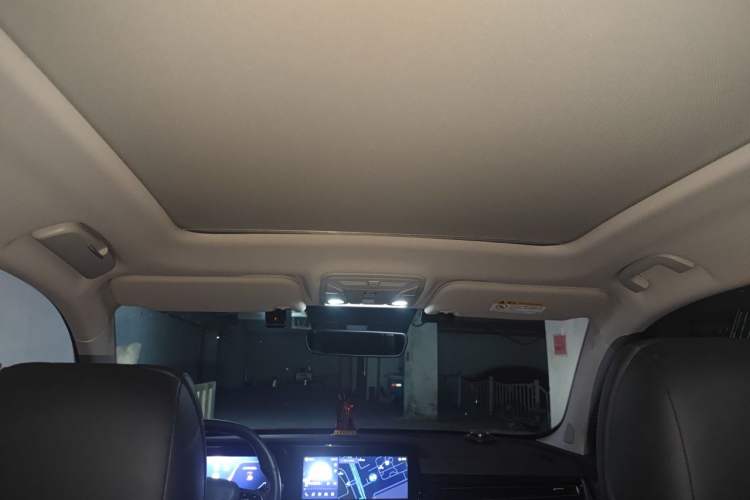 Used Hongqi HS5 2023 2.0T Qixiang Pro Edition Headliner
