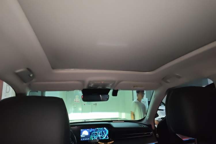 Used Hongqi HS5 2023 2.0T Qixiang Pro Edition Headliner