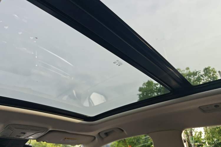 Used Hongqi HS5 2023 2.0T Flagship Pro Edition Headliner