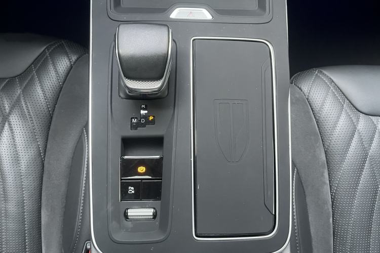 Used Hongqi HS5 2023 2.0T Qixiang Pro Edition Interior 10