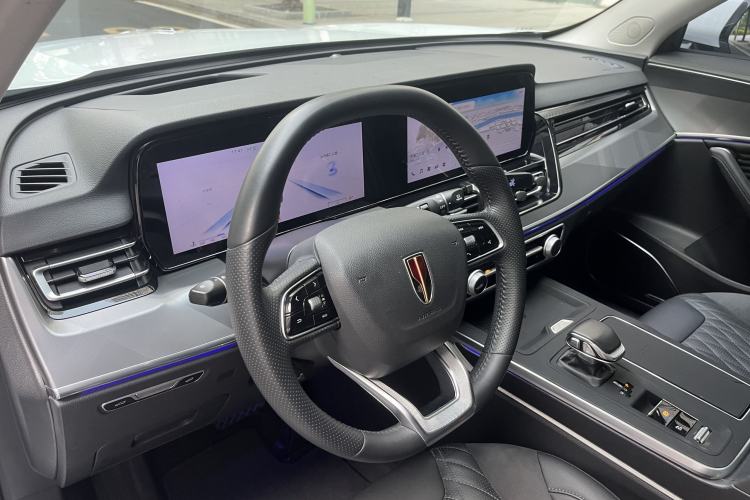 Used Hongqi HS5 2023 2.0T Qixiang Pro Edition Interior 3