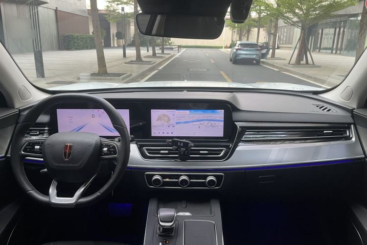 Used Hongqi HS5 2023 2.0T Qixiang Pro Edition Interior 6
