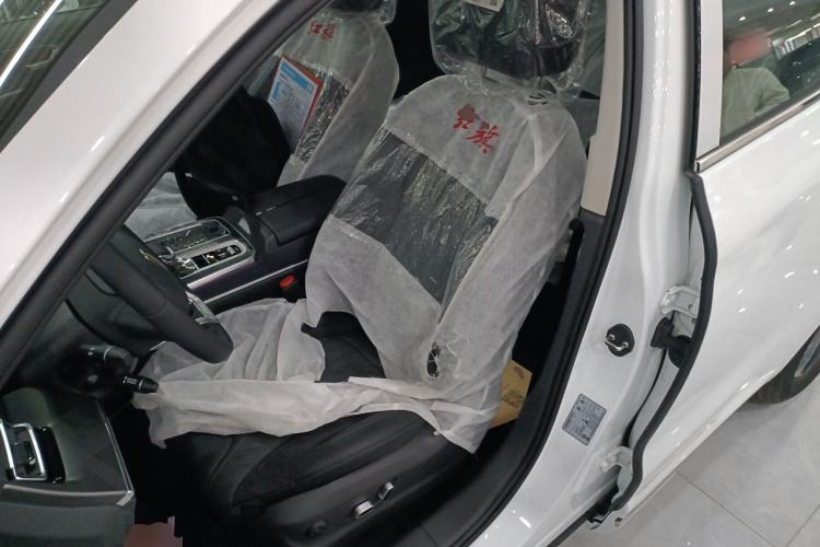 Used Hongqi HS5 2023 2.0T Qixiang Pro Edition Left Front Seat