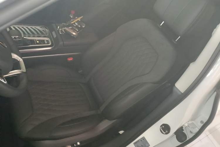 Used Hongqi HS5 2023 2.0T Qixiang Pro Edition Left Front Seat