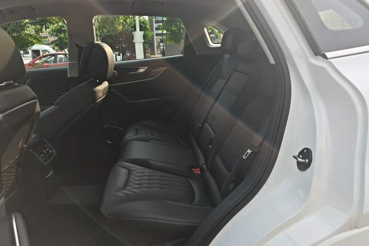 Used Hongqi HS5 2023 2.0T Flagship Pro Edition Left Rear Seat