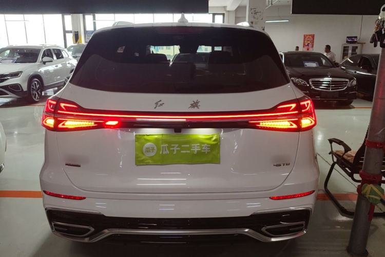 Used Hongqi HS5 2023 2.0T Four-Wheel Drive Flagship Pro Edition Rear