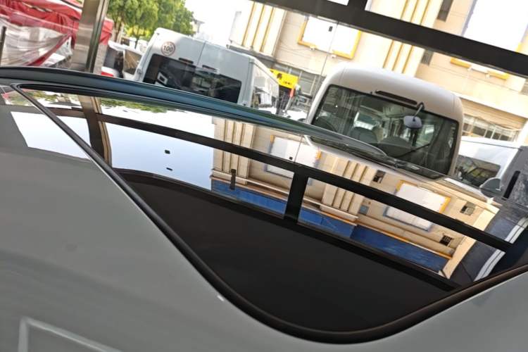 Used Hongqi HS5 2023 2.0T Four-Wheel Drive Flagship Pro Edition Roof