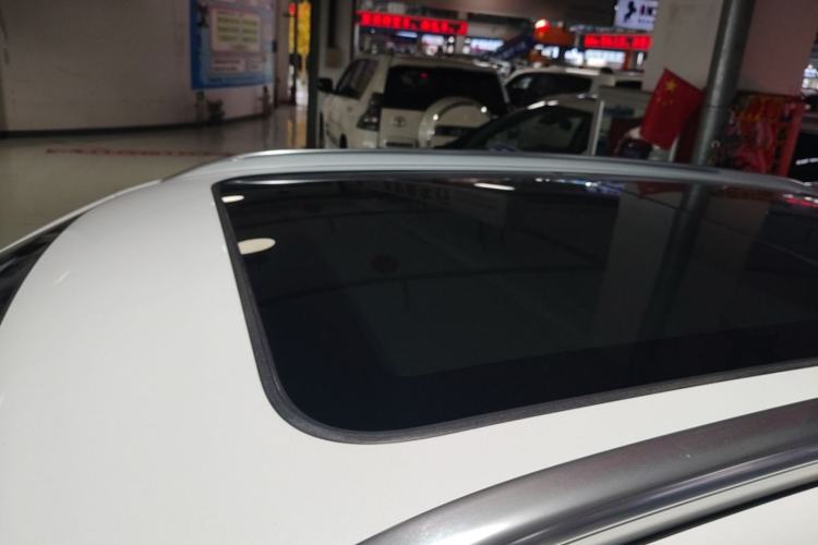 Used Hongqi HS5 2023 2.0T Four-Wheel Drive Flagship Pro Edition Roof