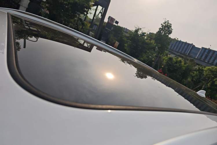 Used Hongqi HS5 2023 2.0T Flagship Pro Edition Roof
