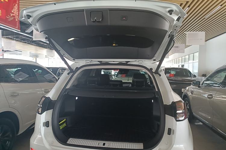 Used Hongqi HS5 2023 2.0T Qixiang Pro Edition Trunk