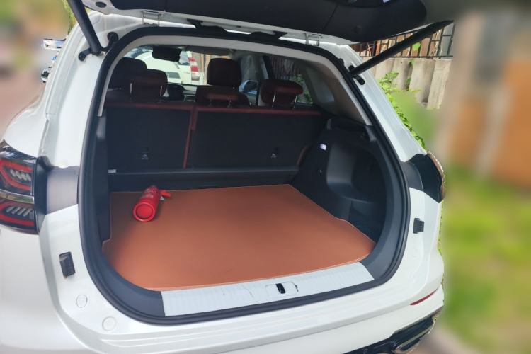 Used Hongqi HS5 2023 2.0T Qixiang Pro Edition Trunk