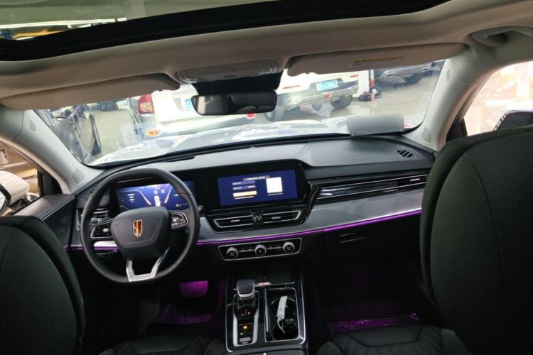 Used Hongqi HS5 2023 2.0T Qixiang Pro Edition Center Console