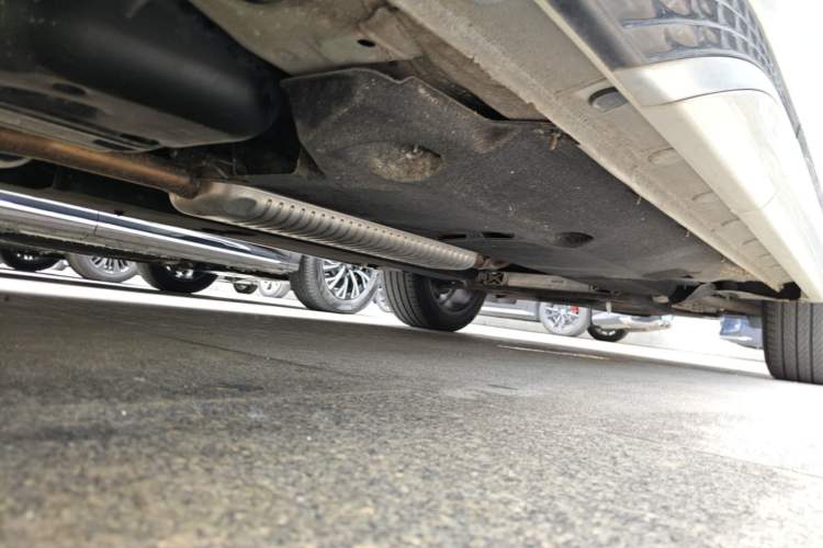 Used Hongqi HS5 2023 2.0T Four-Wheel Drive Flagship Pro Edition Chassis Rear Right