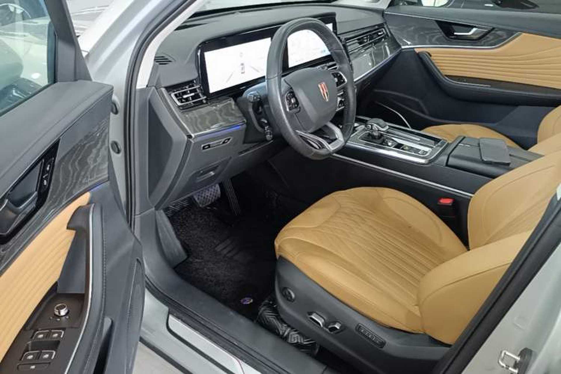 Used Hongqi HS5 2023 2.0T Four-Wheel Drive Flagship Pro Edition Driver Seat