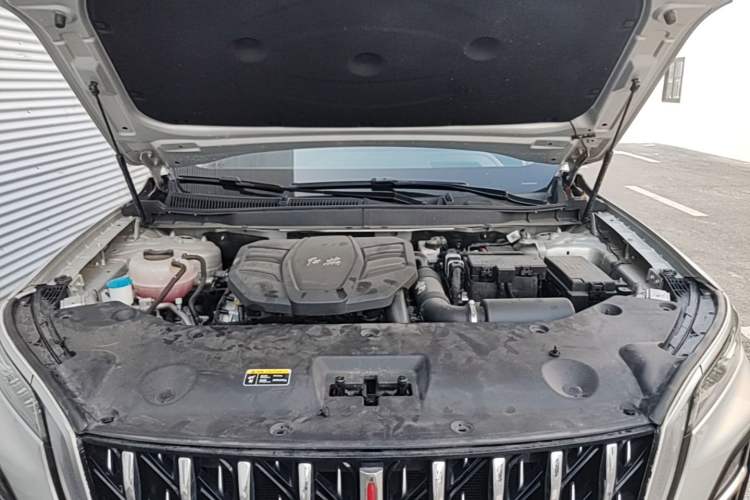 Used Hongqi HS5 2023 2.0T Qixiang Pro Edition Engine Bay