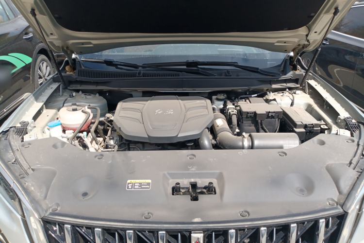 Used Hongqi HS5 2023 2.0T Four-Wheel Drive Flagship Pro Edition Engine Bay