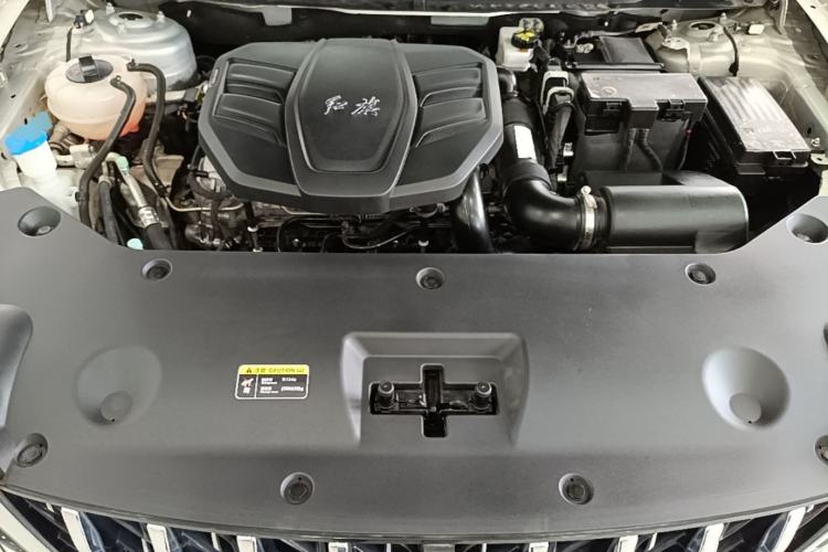 Used Hongqi HS5 2023 2.0T Four-Wheel Drive Flagship Pro Edition Engine Bay