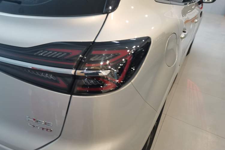 Used Hongqi HS5 2023 2.0T Qixiang Pro Edition Exterior 6