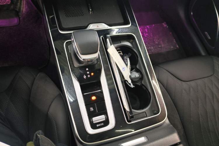 Used Hongqi HS5 2023 2.0T Qixiang Pro Edition Gear Lever