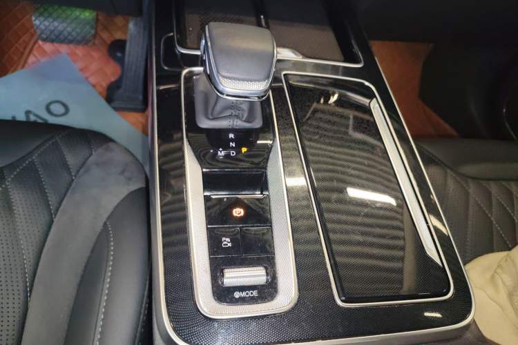 Used Hongqi HS5 2023 2.0T Four-Wheel Drive Flagship Pro Edition Gear Lever
