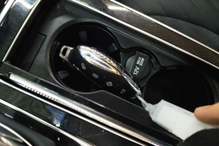 Used Hongqi HS5 2023 2.0T Qixiang Pro Edition Interior 1