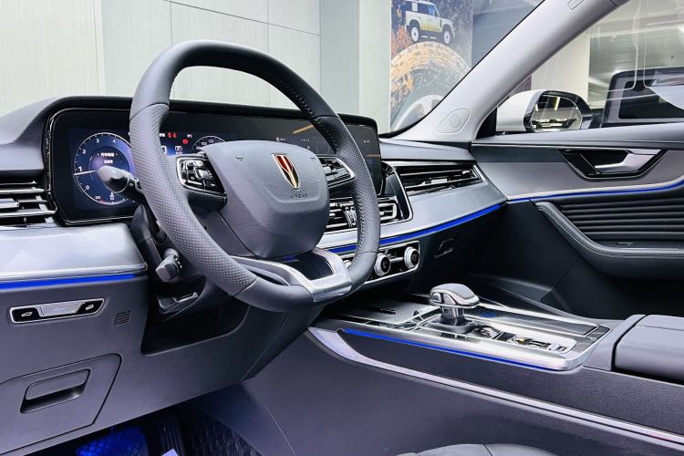 Used Hongqi HS5 2023 2.0T Four-Wheel Drive Flagship Pro Edition Interior 4