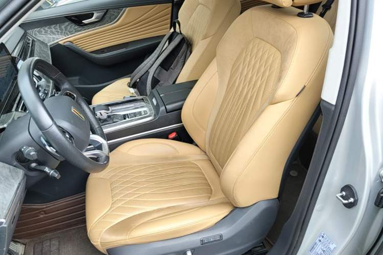 Used Hongqi HS5 2023 2.0T Four-Wheel Drive Flagship Pro Edition Left Front Seat