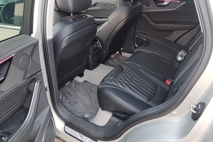 Used Hongqi HS5 2023 2.0T Qixiang Pro Edition Left Rear Seat