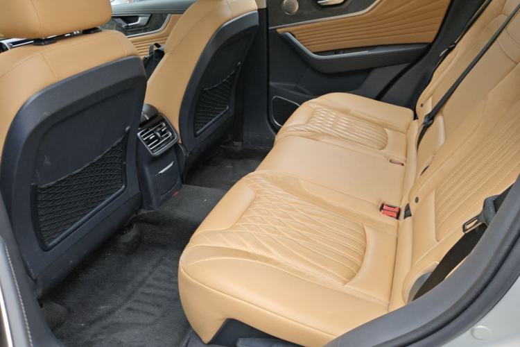 Used Hongqi HS5 2023 2.0T Four-Wheel Drive Flagship Pro Edition Left Rear Seat