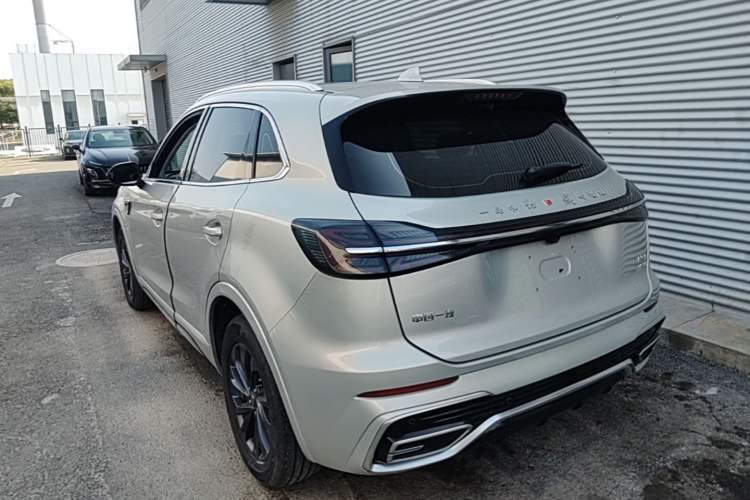 Used Hongqi HS5 2023 2.0T Qixiang Pro Edition Rear Left 45 Deg